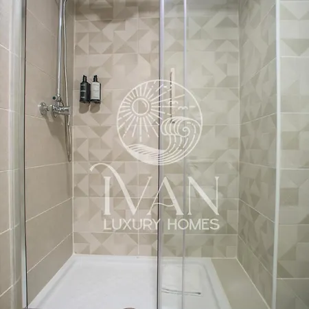 Casa Aurora Ivan Luxury Homes 3ªplta Norte 1ªlinea